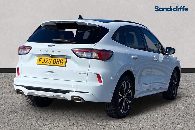 Used Ford Kuga ST-Line X 190 HP (139 kW) 2023 White SUV