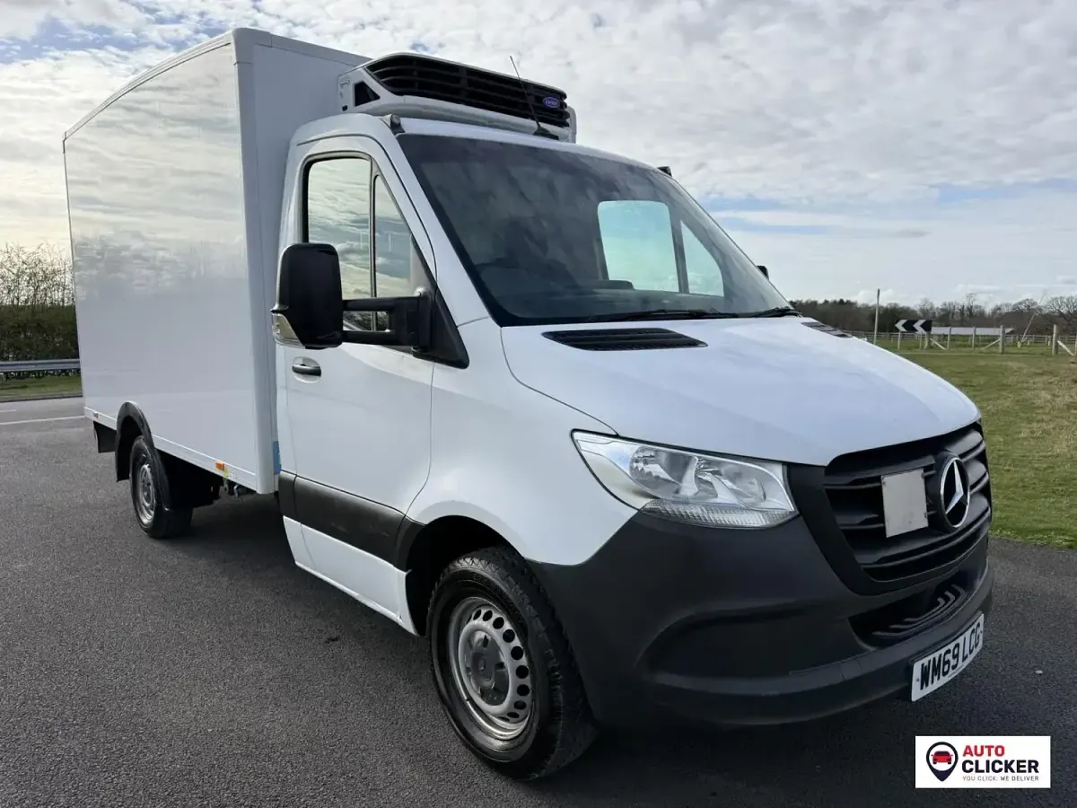 Used Mercedes Sprinter 143 HP (105 kW) 2020 White Van