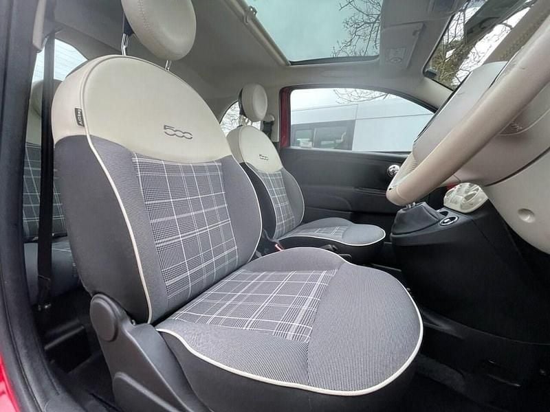 Usado Fiat 500 Lounge 69 HP (50 kW) 2018 Vermelho Citadino