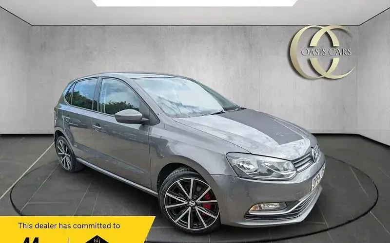 Begagnad VW Polo SEL 110 HK (80 kW) 2015 Halvkombi