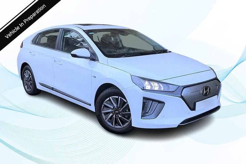 White Used 2020 Hyundai Ioniq Premium Hatchback | £7,988 (Fair price) - Image 1/1