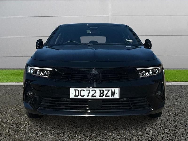 Used Vauxhall Astra 130 HP (95 kW) 2023 Black Hatchback