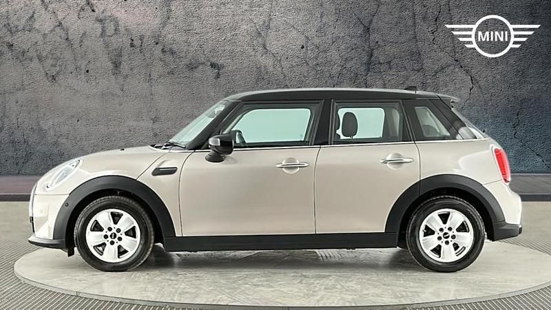 Used Mini Cooper Classic 134 HP (98 kW) 2021 Grey Hatchback