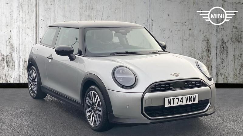 Used Mini Cooper Hatch 154 HP (113 kW) 2024 Silver Hatchback