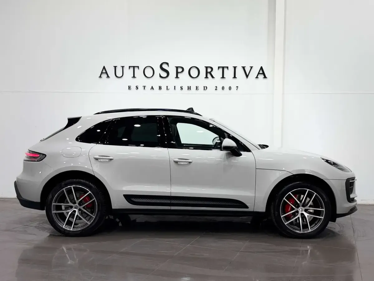Used Porsche Macan S 374 HP (275 kW) 2025 Grey SUV