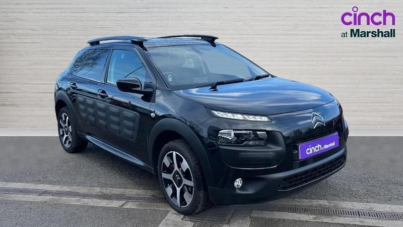 Used Citroën C4 Cactus Flair 110 HP (80 kW) 2018 Black Hatchback