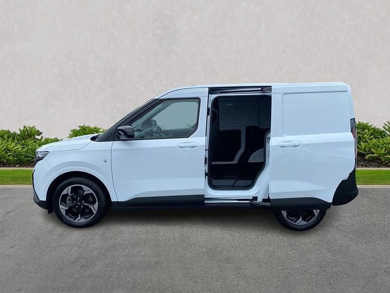 New Ford E-Transit Limited 100 kW (136 HP) 2025 White Van
