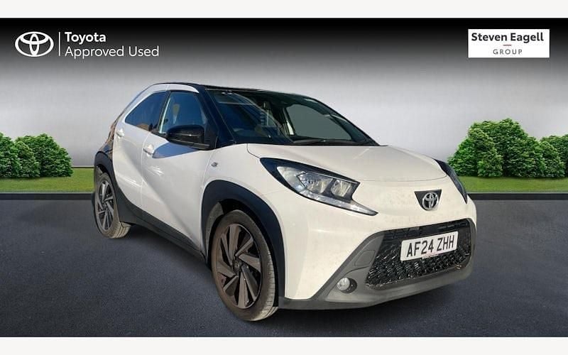 Used 2025 Toyota Aygo X SUV | £13,716 - Image 1/4