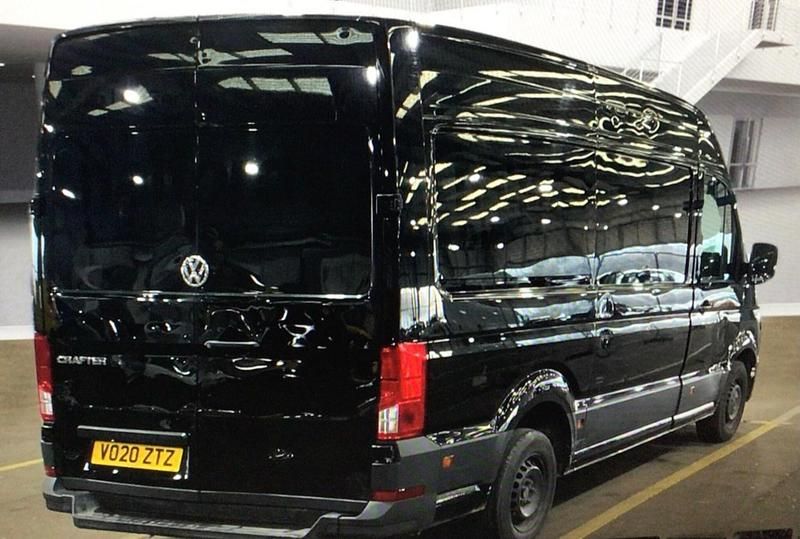 Begagnad VW Crafter Startline 140 HK (102 kW) 2020 Svart Van