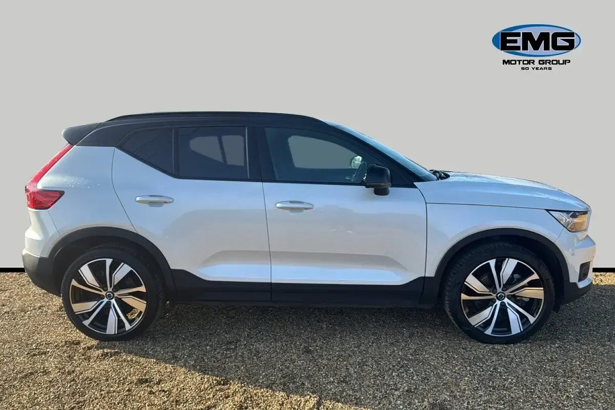 Usado Volvo XC40 Pro 300 kW (408 CV) 2021 Blanco SUV