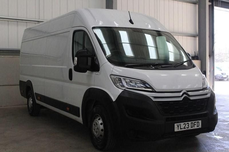 Used Citroën Relay 140 HP (102 kW) 2023 White Van