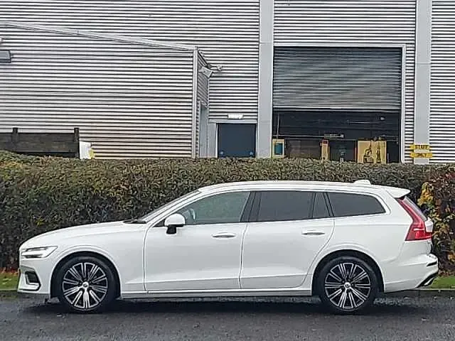 Used Volvo V60 Inscription 194 HP (142 kW) 2022 Estate