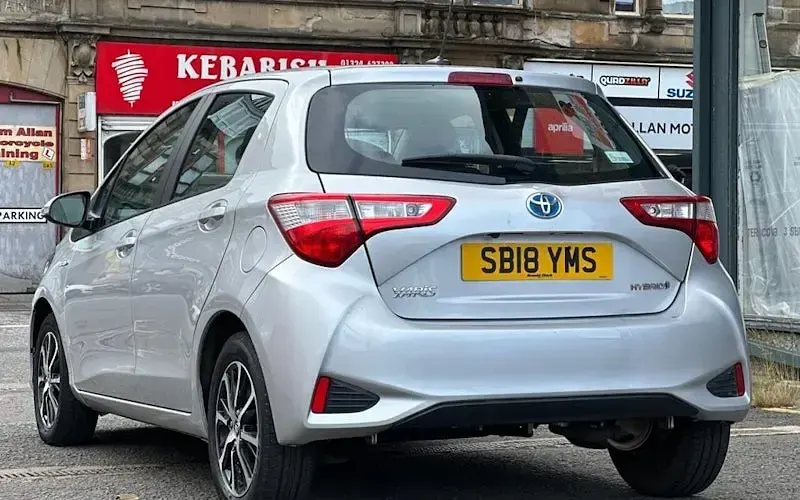 Used Toyota Yaris Hybrid 101 HP (74 kW) 2019 Hatchback