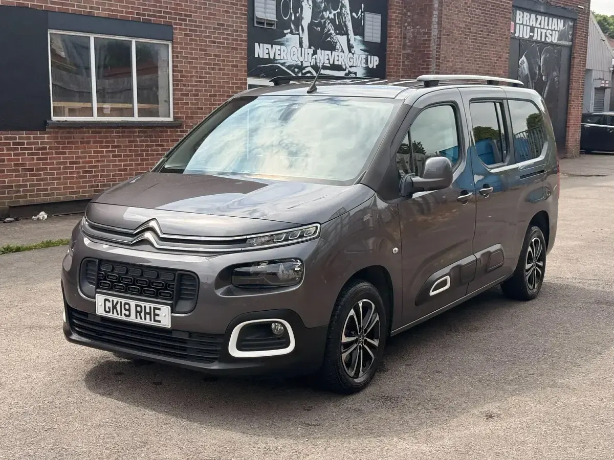 Used Citroën Berlingo Flair 110 HP (80 kW) 2019 Grey MPV