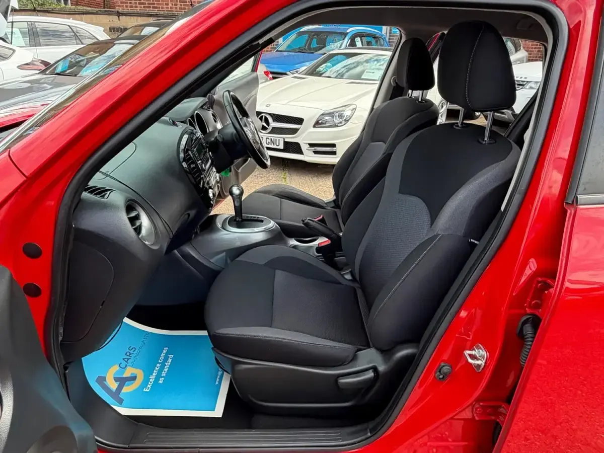 Used Nissan Juke Acenta 117 HP (86 kW) 2019 Red SUV