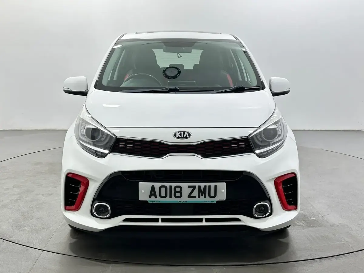 Used Kia Picanto GT-Line S 83 HP (61 kW) 2018 White Hatchback