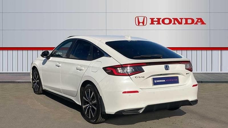 Used Honda Civic Elegance 143 HP (105 kW) 2025 White Hatchback