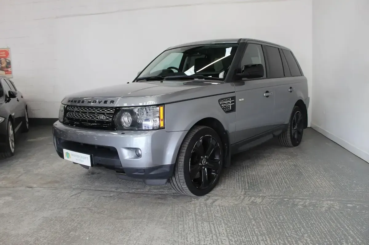 Used Land Rover Range Rover HSE 255 HP (187 kW) 2012 Grey SUV