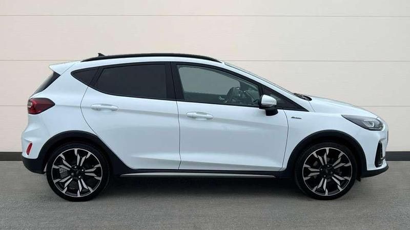 Used Ford Fiesta Active X 99 HP (72 kW) 2023 White Hatchback