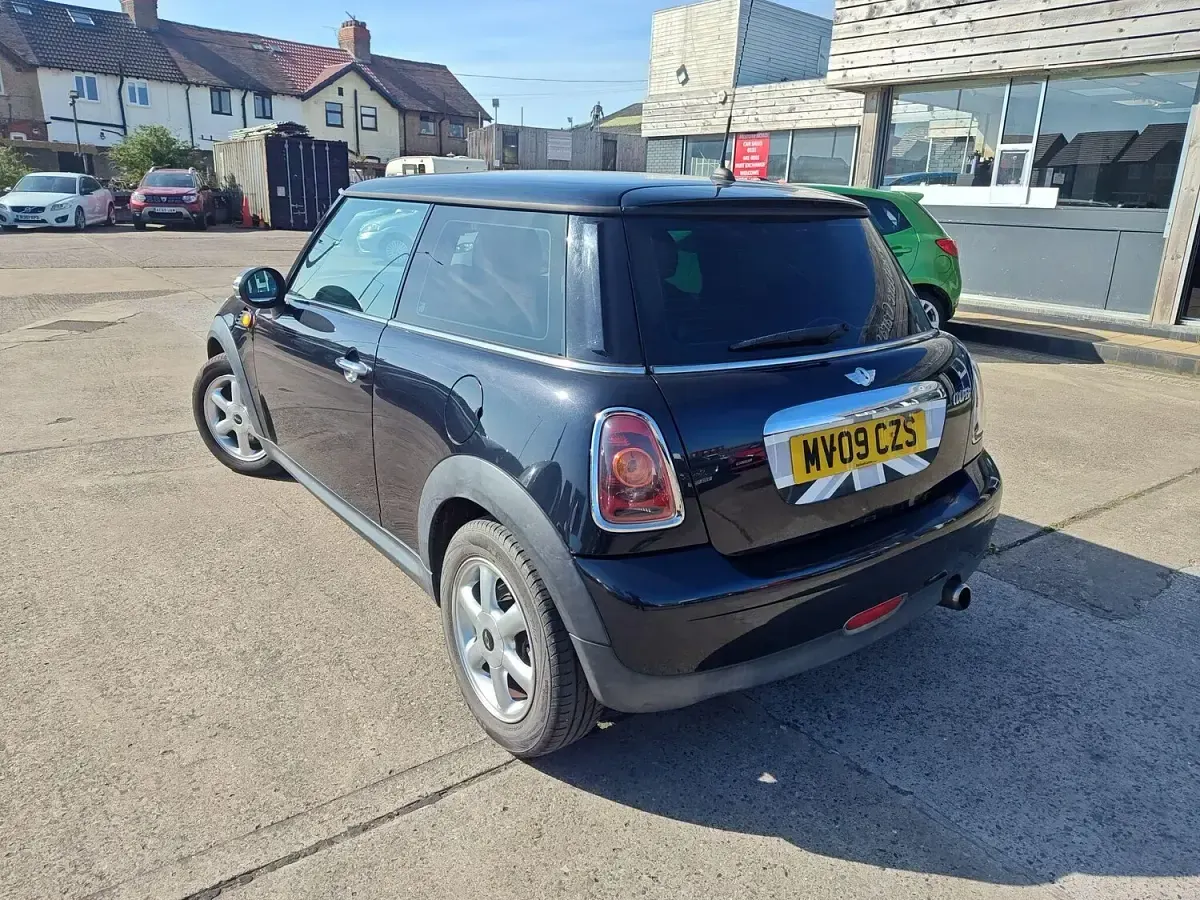 Used Mini Cooper Hatch 2009 Black Hatchback