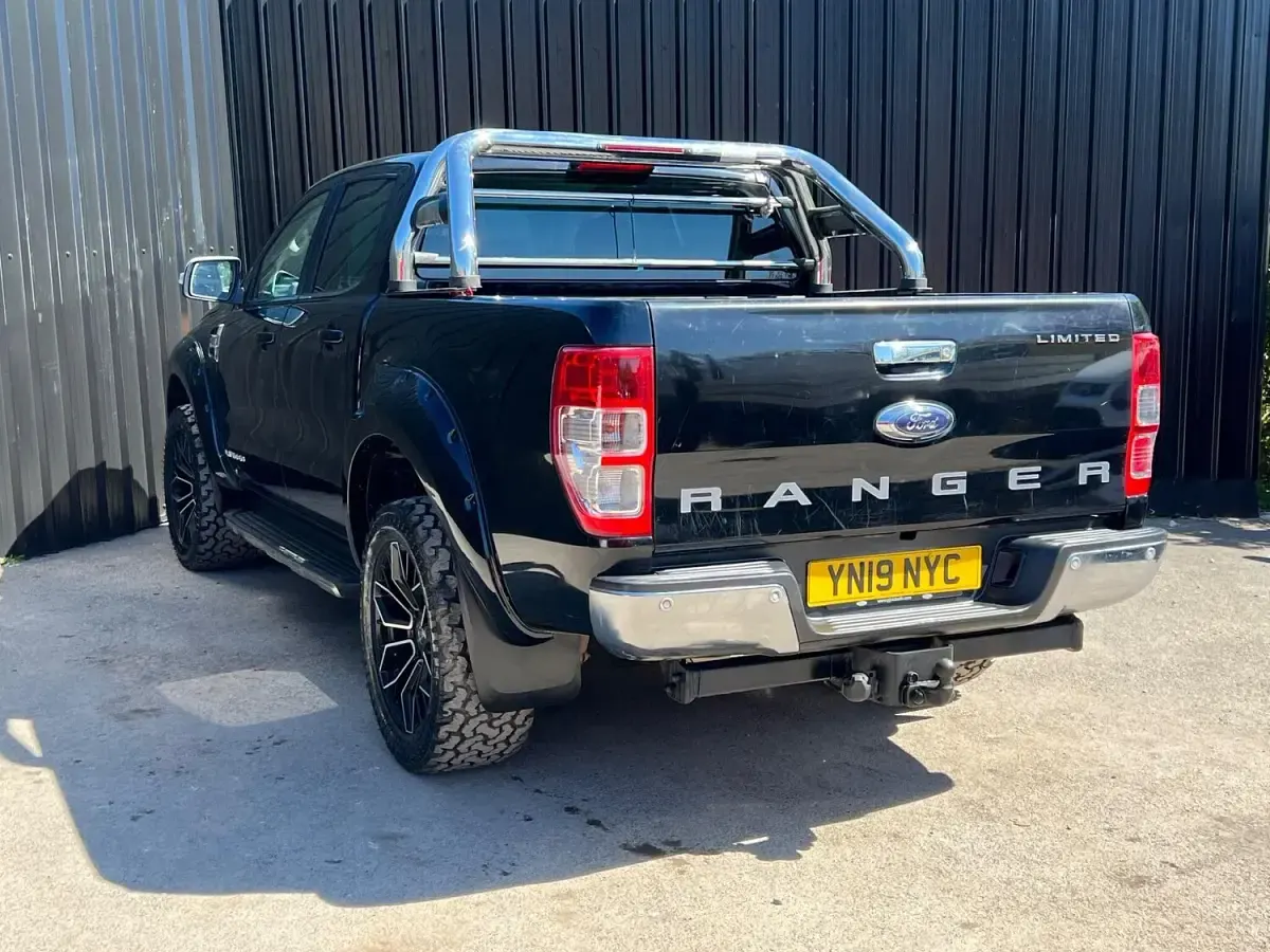 Used Ford Ranger Limited 160 HP (117 kW) 2019 Black Pickup
