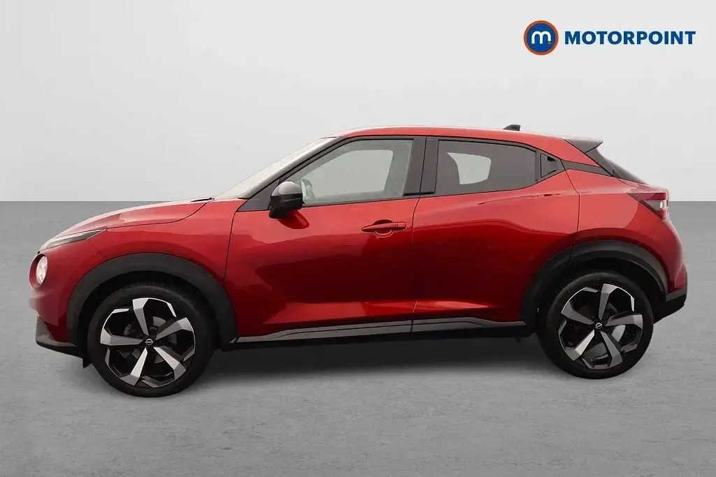 Used Nissan Juke Tekna 114 HP (83 kW) 2023 Red SUV