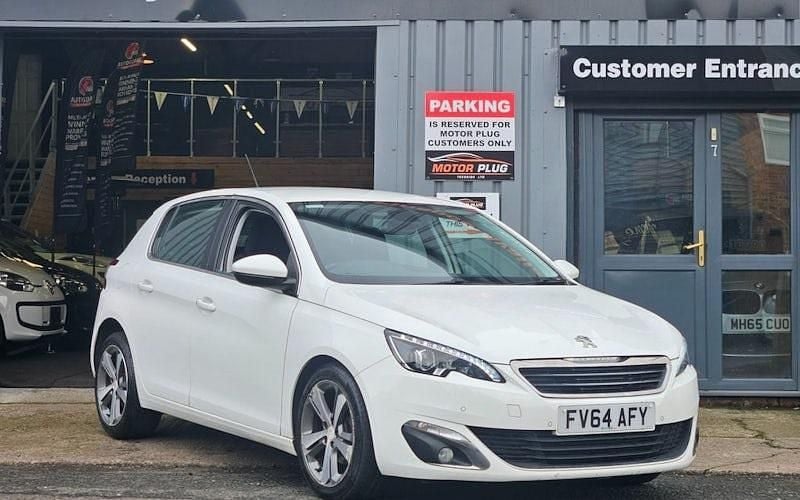 Used Peugeot 308 Allure 116 HP (85 kW) 2015 Hatchback