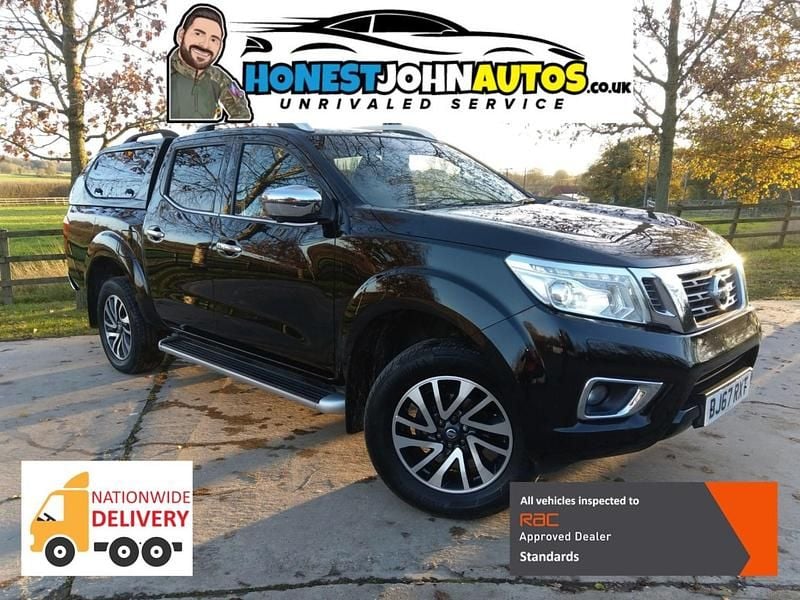 Black Used 2017 Nissan Navara Tekna Pickup | £14,450 (Fair price) - Image 1/4