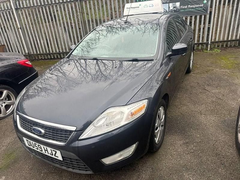 Begagnad Ford Mondeo 123 HK (90 kW) 2009 Grå Halvkombi