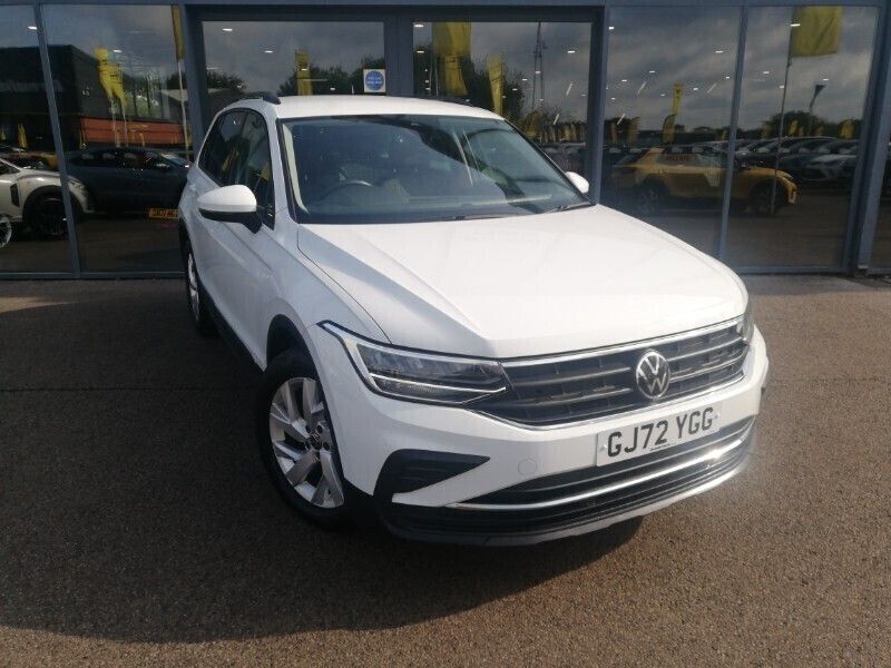 White Used 2022 VW Tiguan Life SUV | £18,898 (Fair price) - Image 1/4