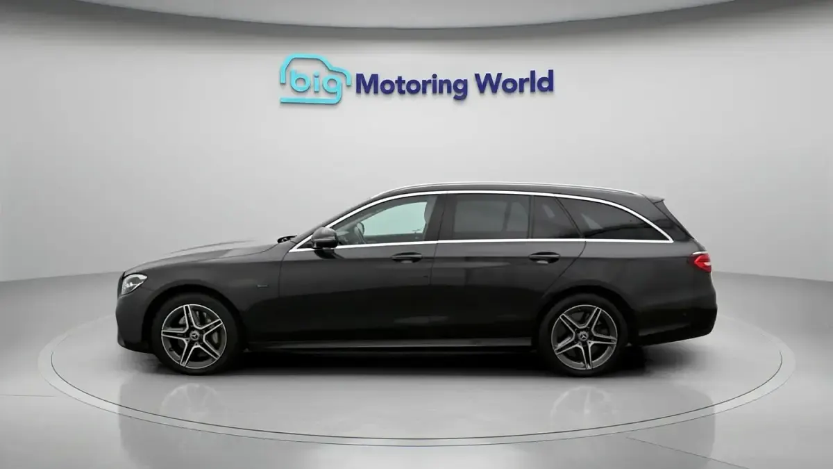 Used Mercedes E300 AMG line 2021 Grey Estate