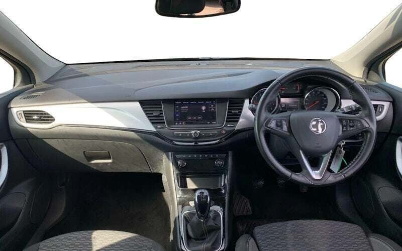 Image 3/4