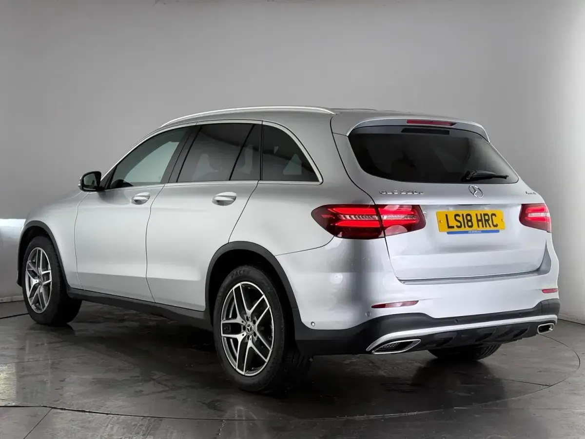Begagnad Mercedes GLC220 AMG line 2018 Silver SUV