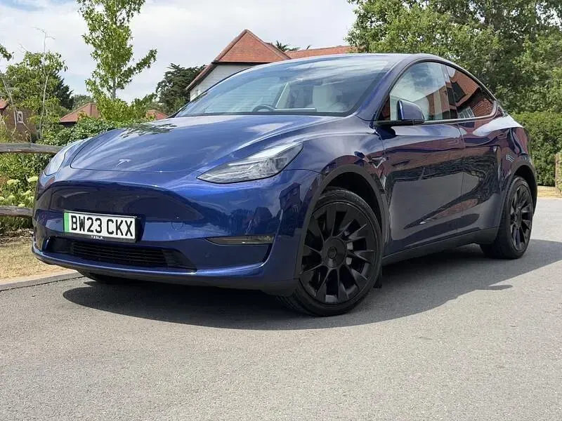 Used Tesla Model Y Long Range AWD 378 kW (514 HP) 2023 Blue SUV