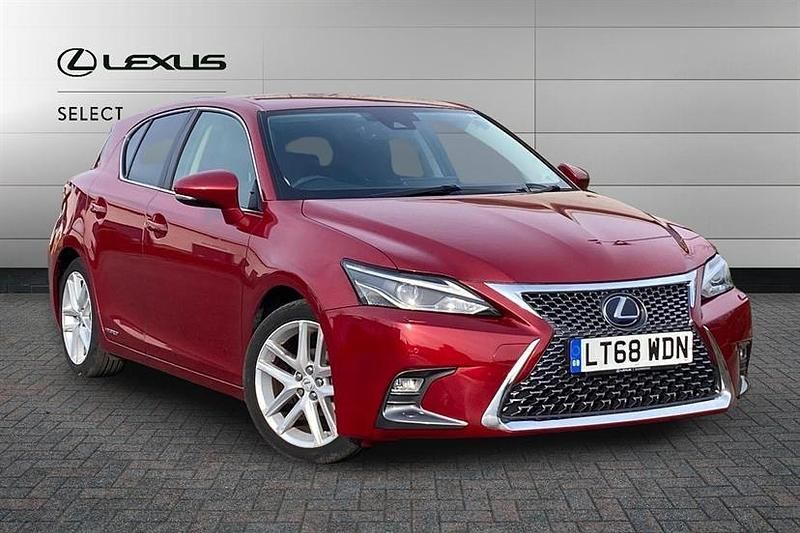 Used Lexus CT200h 136 HP (100 kW) 2018 Red Hatchback