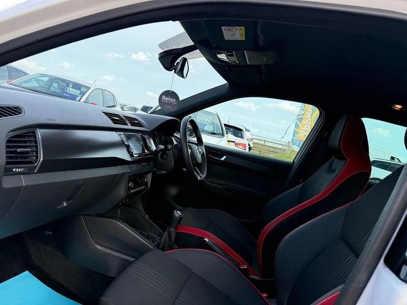 Used Skoda Fabia Monte Carlo 110 HP (80 kW) 2020 White Estate