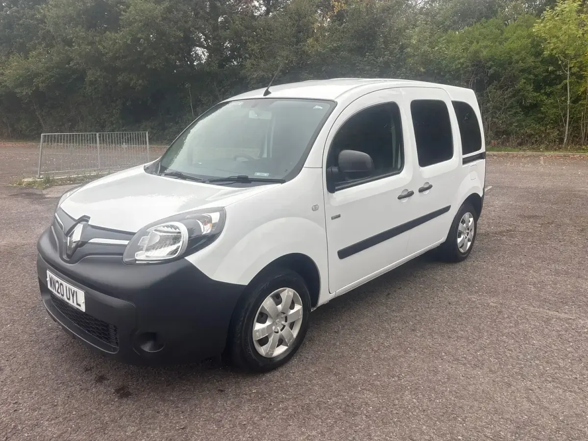 Used Renault Kangoo Business 44 kW (60 HP) 2020 White MPV