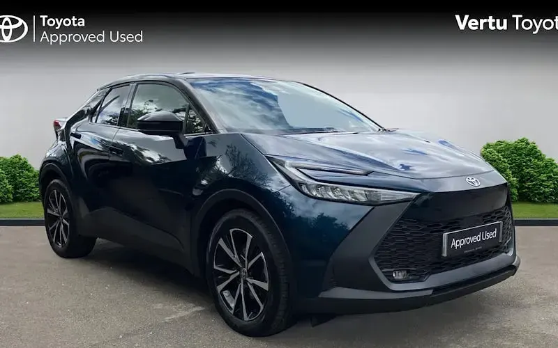Second-hand Toyota C-HR Design 223 CP (164 kW) 2026 SUV