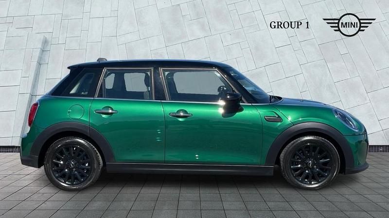 Used Mini Cooper Classic 136 HP (100 kW) 2023 Green Hatchback
