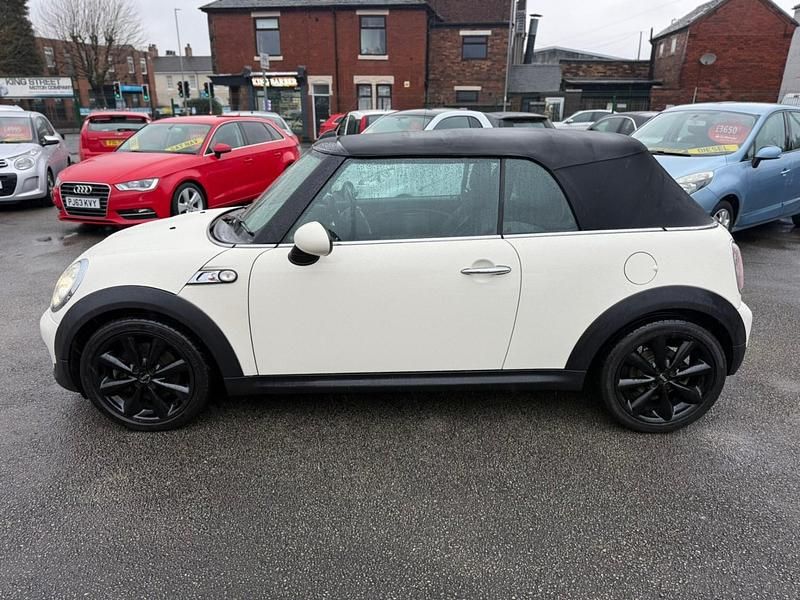 Used Mini Cooper S Cabriolet 184 HP (135 kW) 2012 White Cabriolet