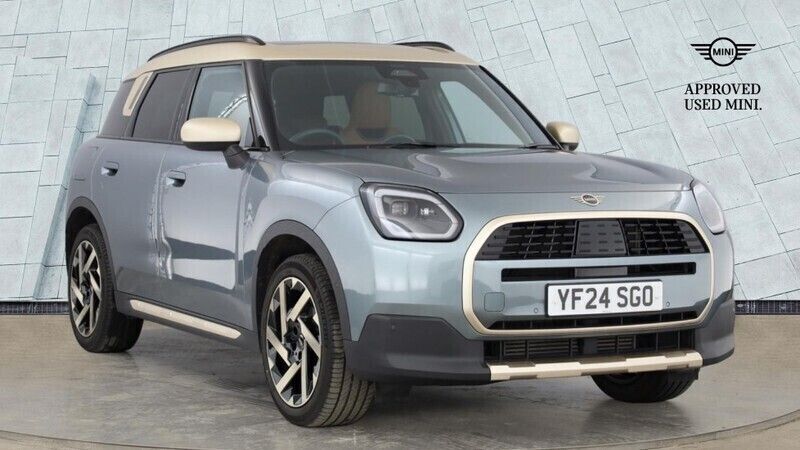 Green Used 2024 Mini Countryman SUV | £32,400 (Fair price) - Image 1/4