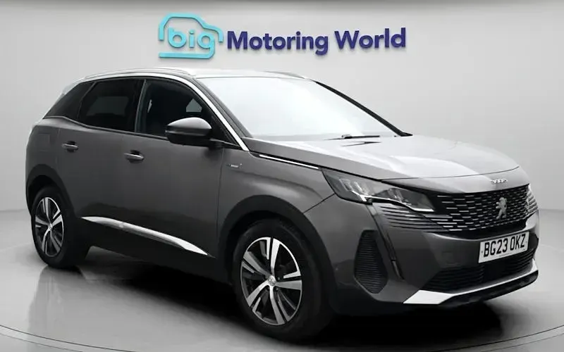 Used Peugeot 3008 Allure+ 179 HP (131 kW) 2023 SUV
