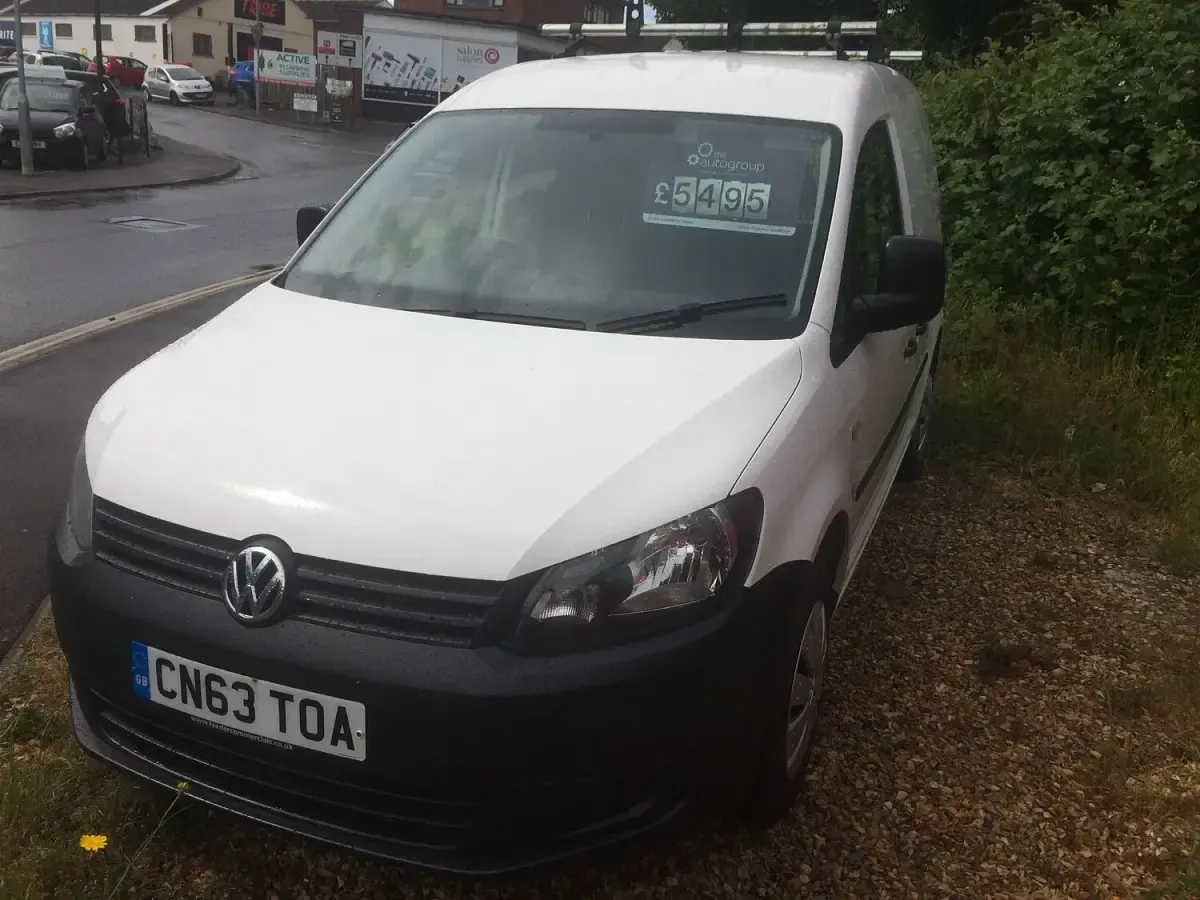 Used VW Caddy Startline 75 HP (55 kW) 2013 White MPV