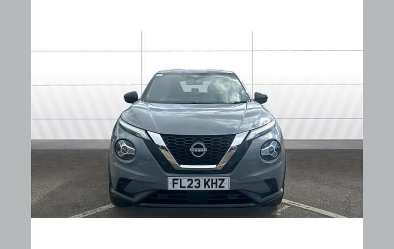 Used Nissan Juke N-Connecta 114 HP (83 kW) 2023 Grey SUV