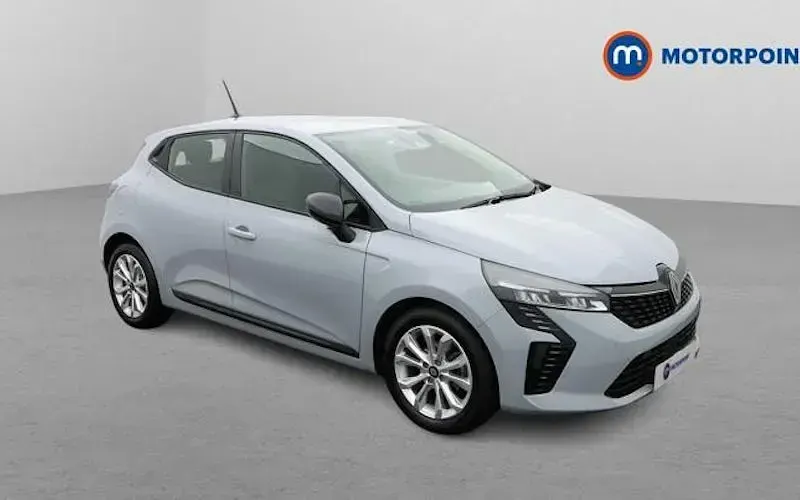 Used Renault Clio Evolution 90 HP (66 kW) 2024 Hatchback