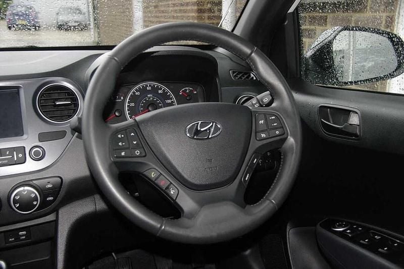 Used Hyundai i10 GO! 2018 Polar white Hatchback