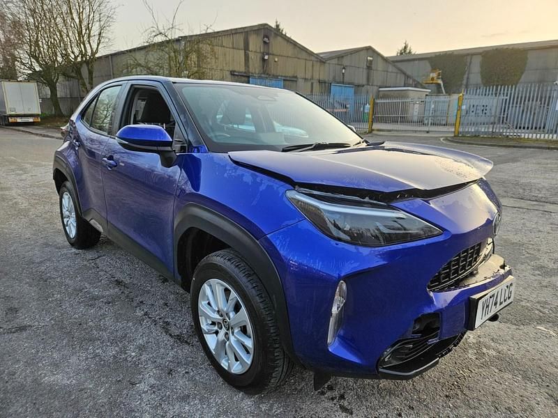 Used Toyota Yaris Hybrid 2024 Blue Hatchback