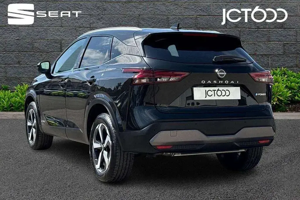 Used Nissan Qashqai N-Connecta 190 HP (139 kW) 2024 Black SUV
