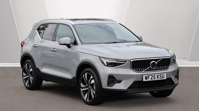 Grey Used 2025 Volvo XC40 Ultra SUV | £36,995 (Expensive) - Image 1/4