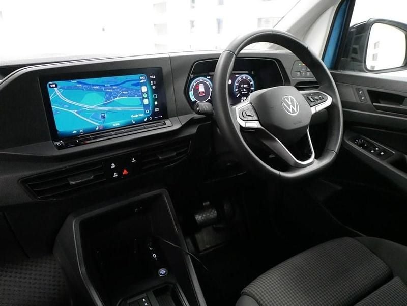 Used VW Caddy Maxi Pro 122 HP (89 kW) 2025 Blue MPV